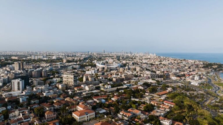 בניה בלב תל אביב